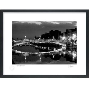 Ha’penny Bridge Dublin | Signature Print | Patrick Donald